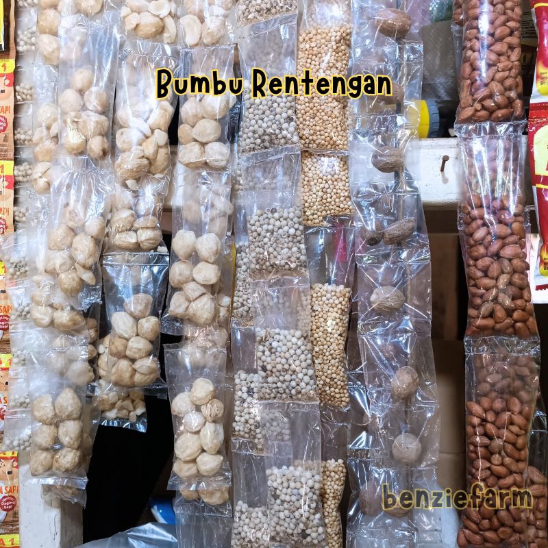 

Bumbu Masak Rencengan Bawang putih Ketumbar Lada Kemiri Kacang tanah Biji pala