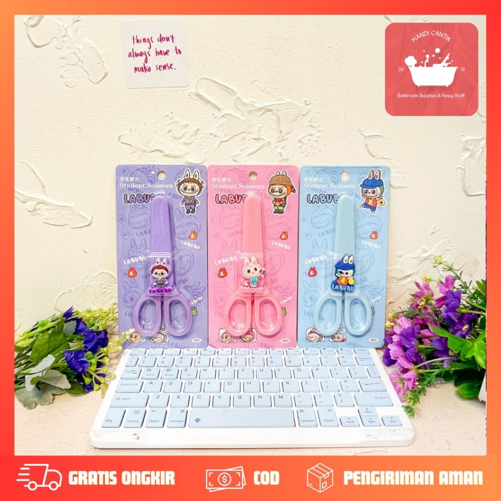 

GUNTING LABUBU PLUS PELINDUNG MN-1594 LUCU IMUT KADO UNIK PENUTUP SOUVERNIR ALAT TULIS KANTOR COD
