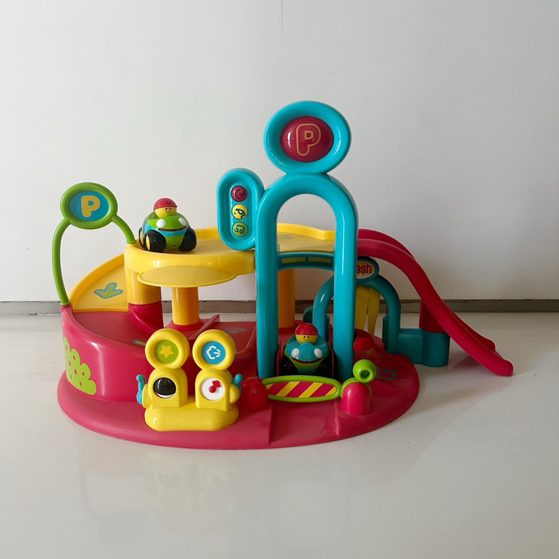 PRELOVED mainan ELC Whizz World Garage