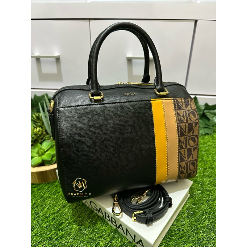 speedy bonia hitam size M