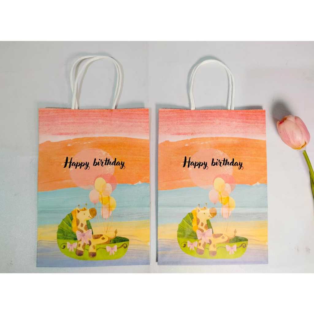 

Paperbag UK 16×22x8Cm Kertas Mtf Mix F2-3606