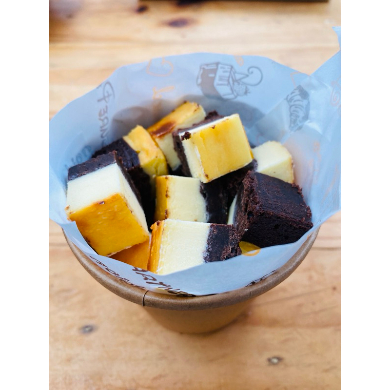 

PAPERBOWL BINGO BROWNIES CHEESEBURN 16oz (isi15)