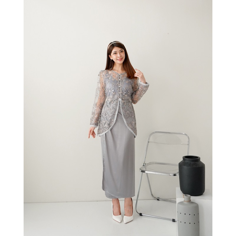 ALETHEA SET GREY (KEBAYA MODERN, KEBAYA GRADUATION, KEBAYA ENGAGEMENTS)