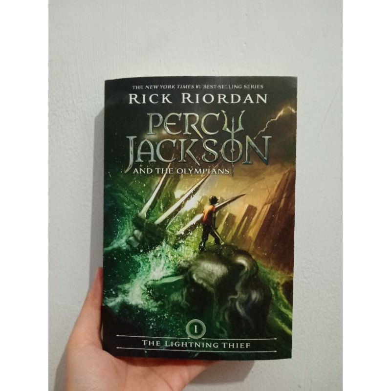 [Preloved Novel] Percy Jackson and the Olympians I: the Lightning Thief - Rick Riordan