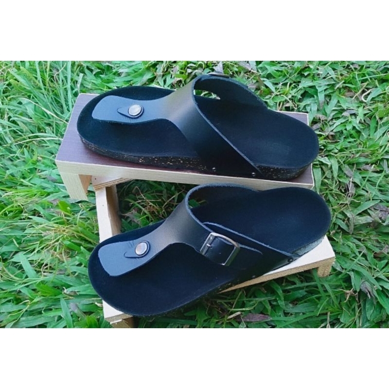 sendal pria / sendal jepit kulit pria/ sendal casual / sendal kulit asli pria