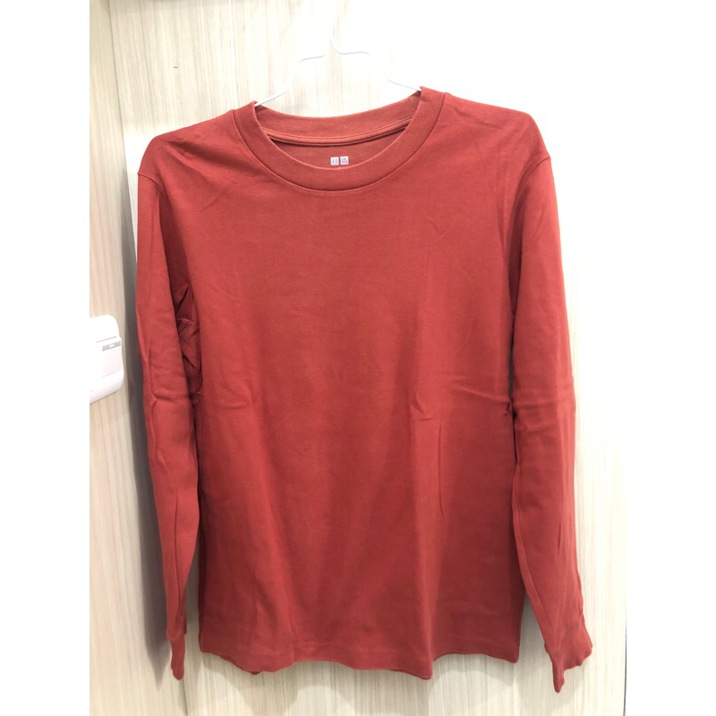 kaos uniqlo pria lengan panjang