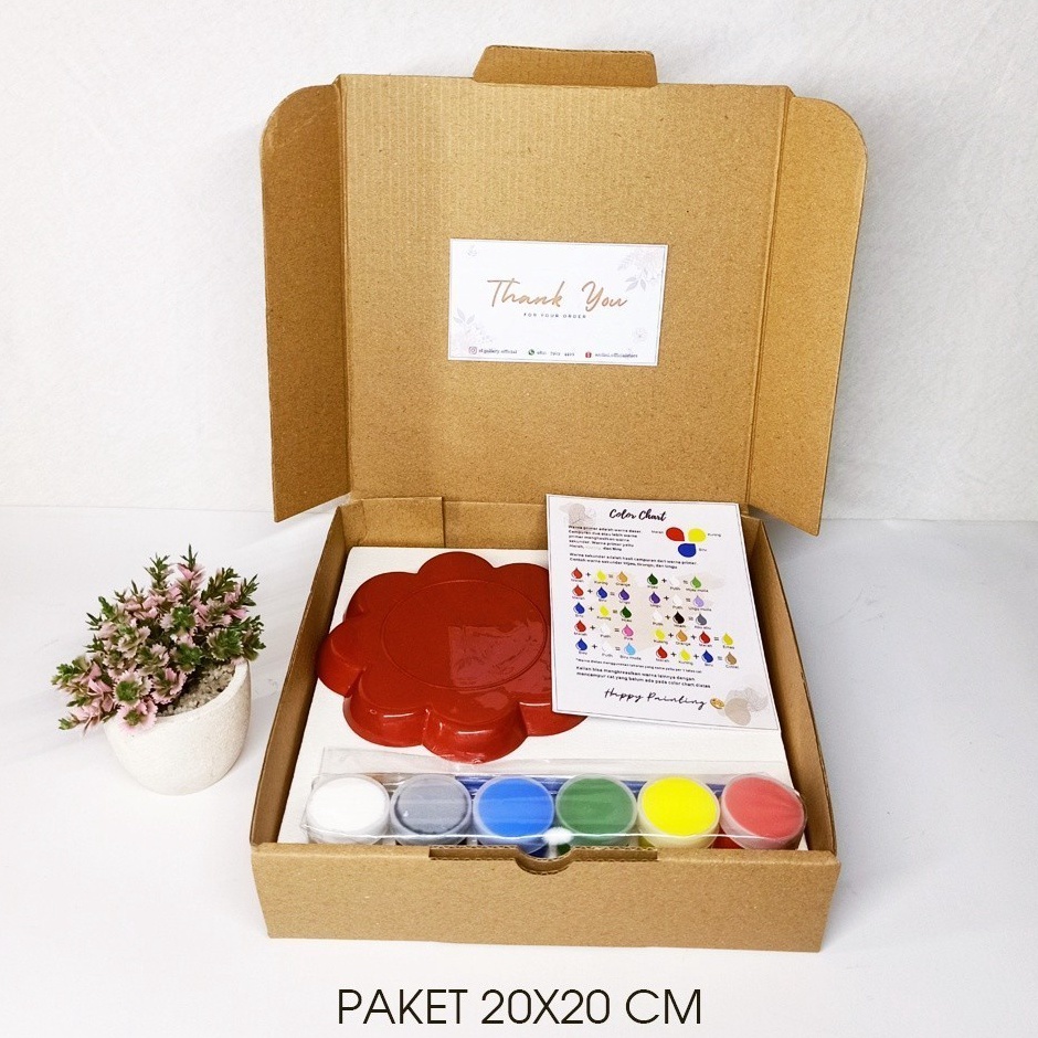 

New Promo Kanvas Lukis 1 Paket Peralatan Melukis Kanvas 2 x 2 cm 4 in 1