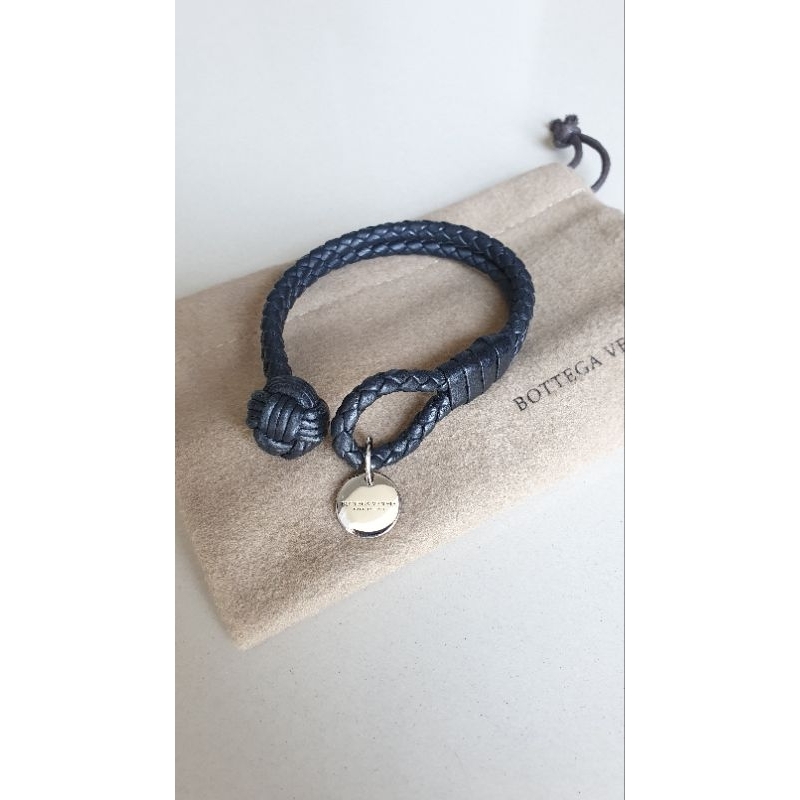 bottega veneta black nero intrecciato nappa leather bracelet size S original / gelang kulit hitam