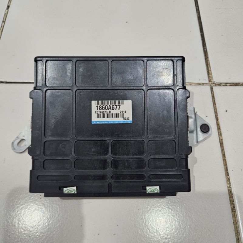 ENGINE CONTROL UNIT ATAU ECU T120SS INJEKSI 1860A677 ORIGINAL