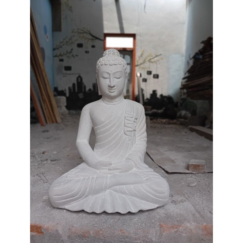 patung Buddha batu keras