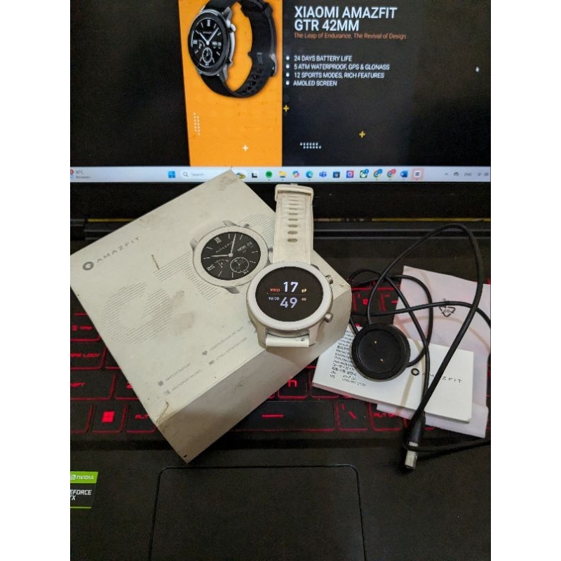 Smartwatch Amazfit GTR 42mm built in GPS Second