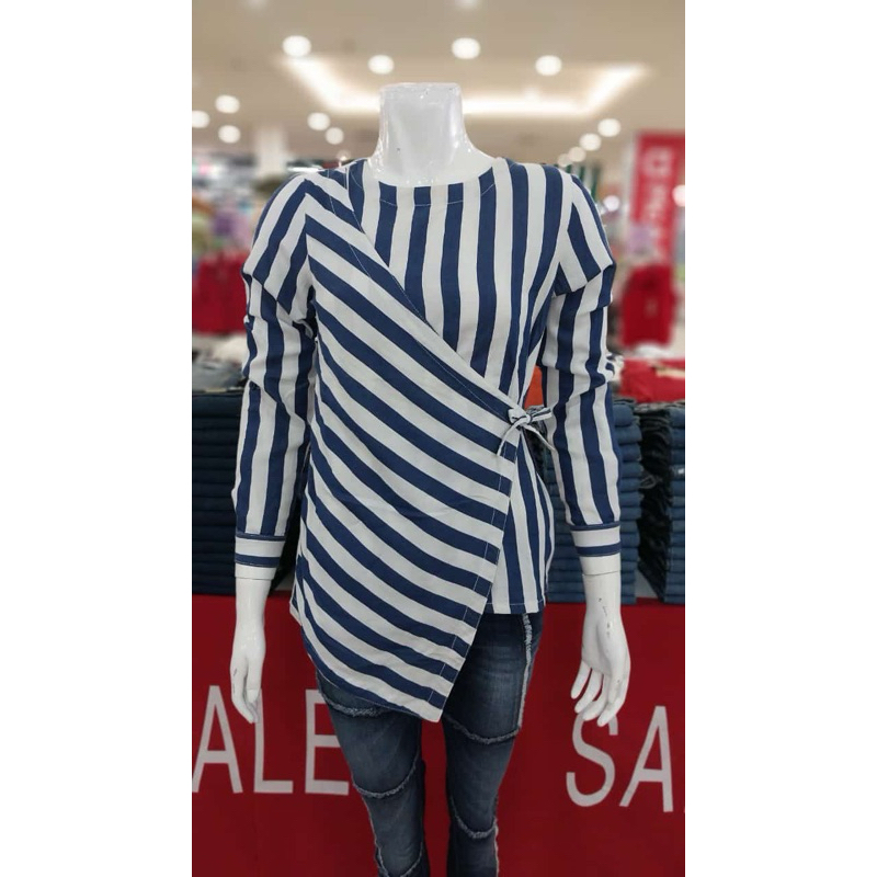 Blouse Ako Jeans