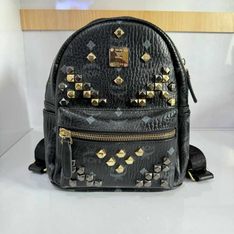 preloved ransel backpack mcm bag medium size VGC