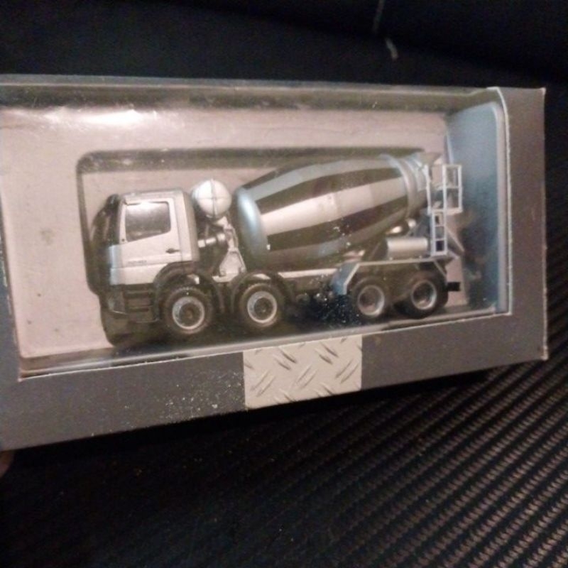1/87 HERPA MERCEDES BENZ AXOR MIXER