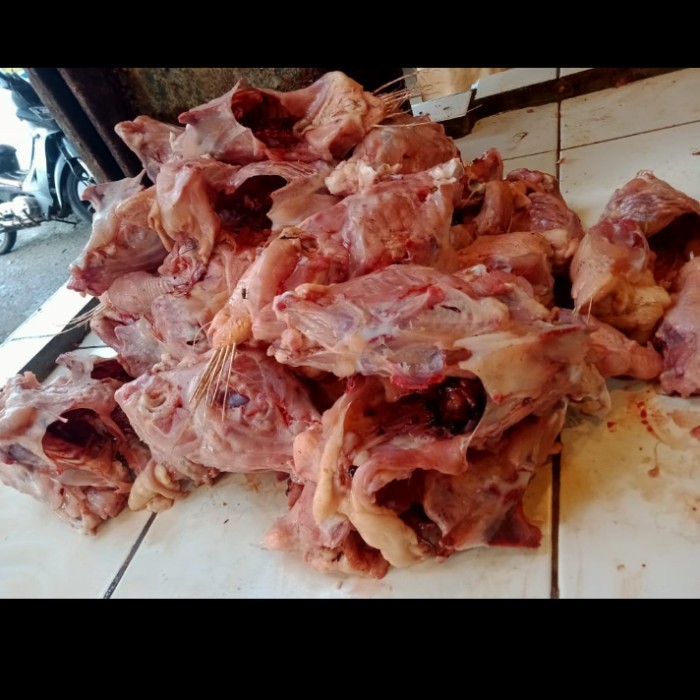 

Tulang Kerongkongan Ayam Segar/Kerongkongan Ayam/Tulang Ayam - 1kg