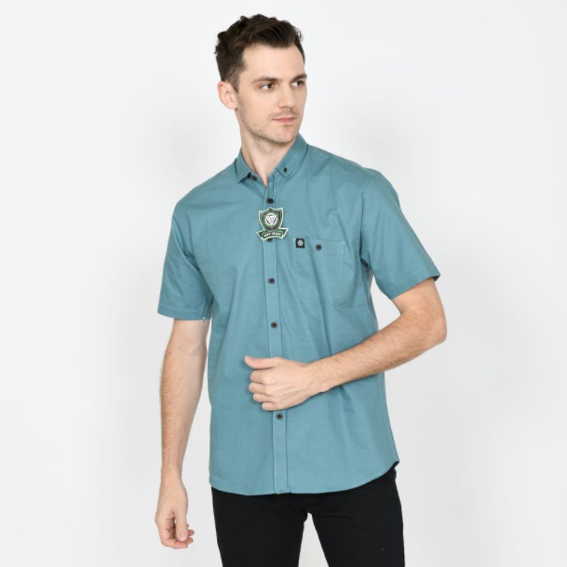 Wardah kemeja polos pria lengan pendek bahan cigaret warna biru wardah