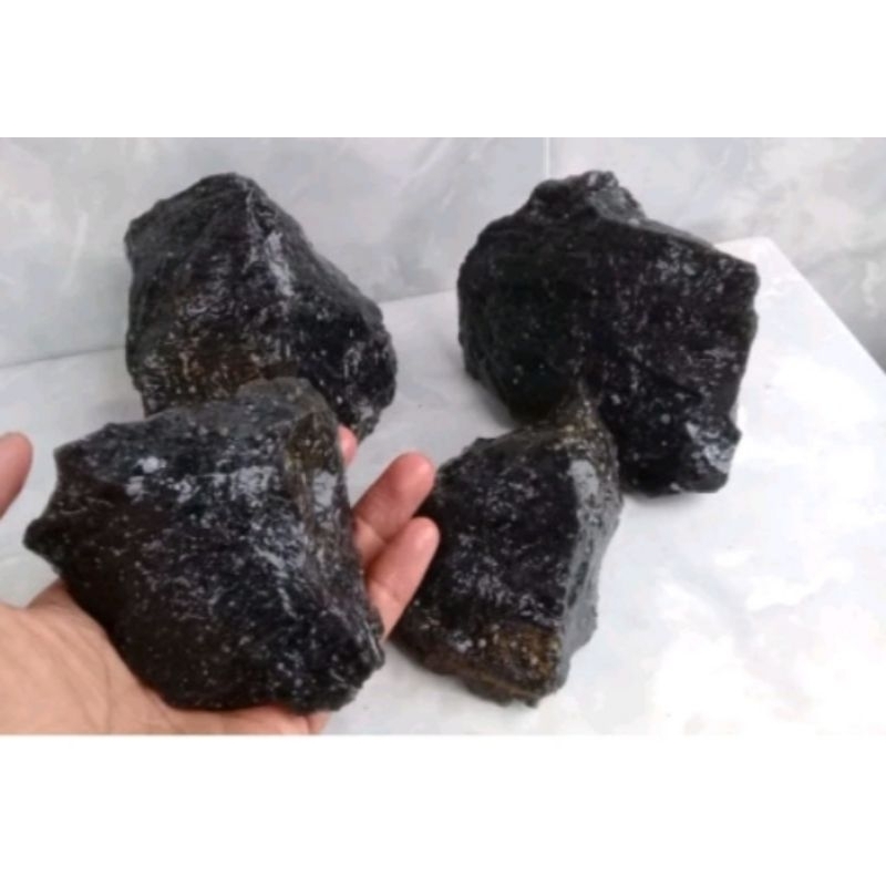 Batu obsidian hitam/ batu kaca 1 kg