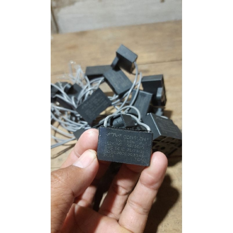 capasitor 1.5uf