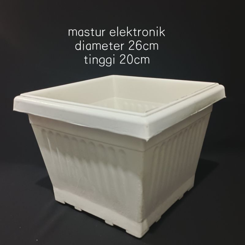 POT TANAMAN PLASTIK KOTAK PUTIH 26cm POT PLASTIK DIAMETER 26cm