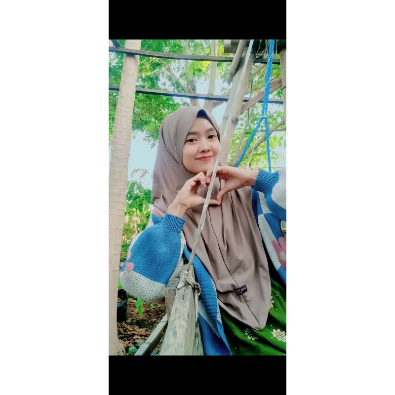 hijab bergo dagu original by Ulya hijab