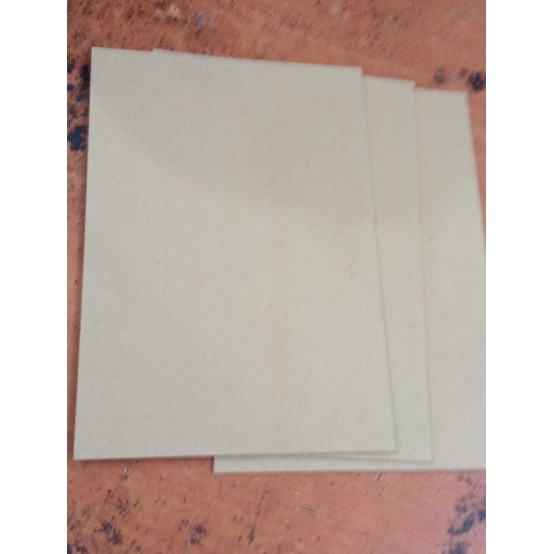 

Cardboard ukuran A4