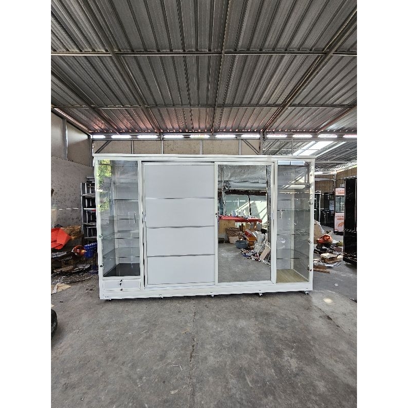 ALMARI PAKAIAN BERBAHAN ALUMINIUM ACP