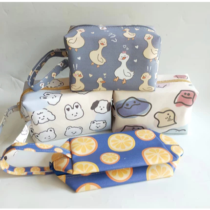 

Pouch Make Up Murah - Pouch Makeup Anti Air Waterproof Motif Murah Model Terbaru 2023 - Bisa COD