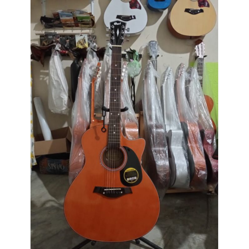 gitar cort akustik