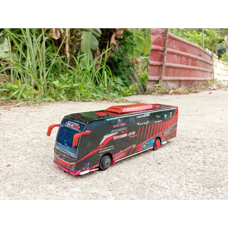 PAPERCRAFT BUS TUNGGAL JAYA "KYLOREN"