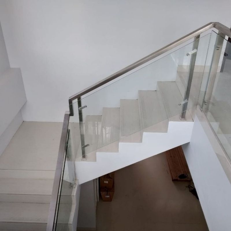 Pagar Balkon Kaca Stenlis Steel