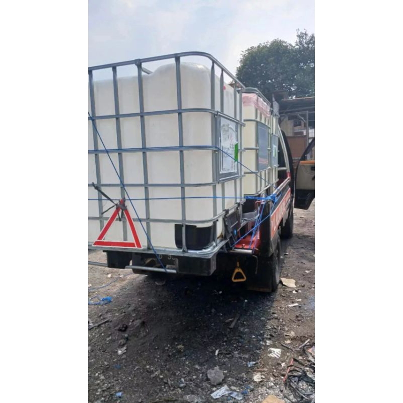 tandon air 1000 liter/ toren 1000 liter/ gentong air 1000 liter/drum air/ kempu