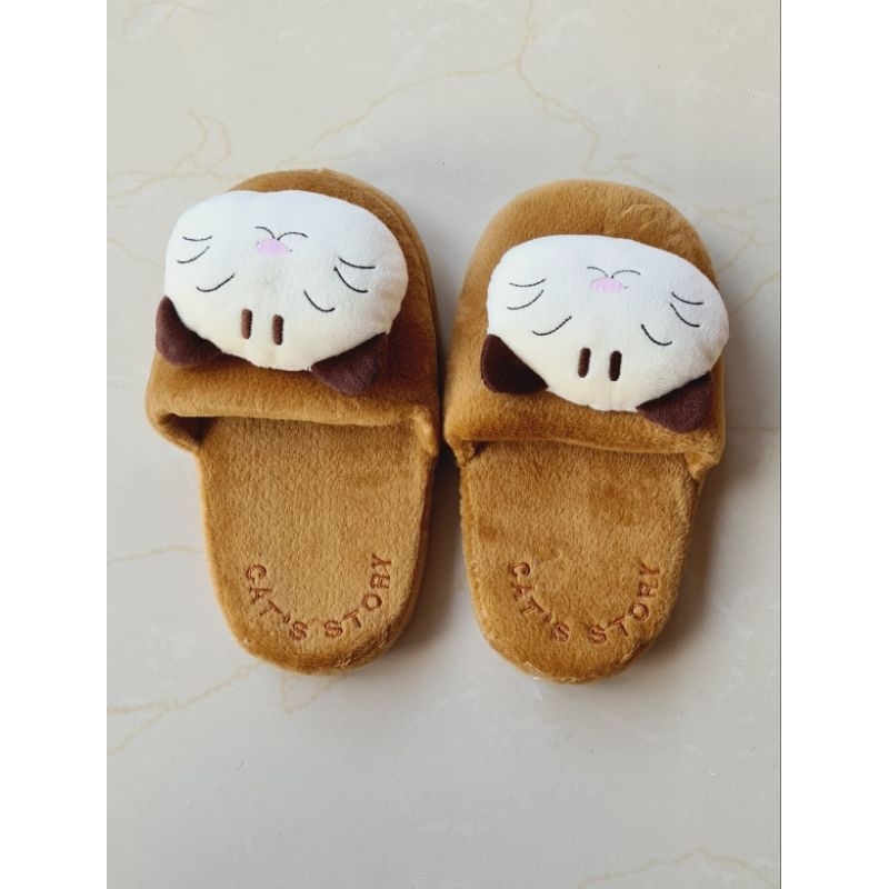 Sandal Rumah/Sandal Kamar Dewasa Kucing Lemoneko Bulu Halus