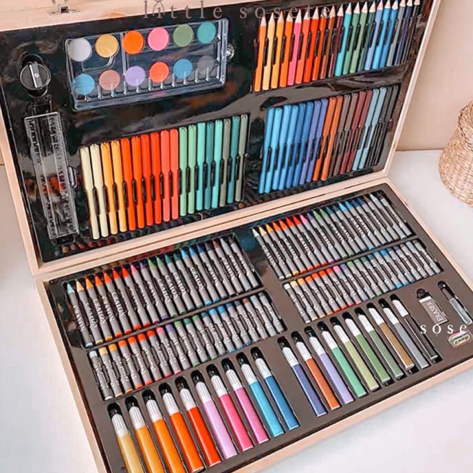 

FG2 Little Sosete Peralatan Gambar 18 Pcs Art Set Koper Kayu Pensil Warna Anak Crayon Spidol Cat Air Drawing Set Pensil Penghapus Alat Tulis Anak dengan Custom Nama Kado Hampers Souvenir untuk Ulang Tahun Anak Anak Kado Anak Ulang Tahun di Sekolah