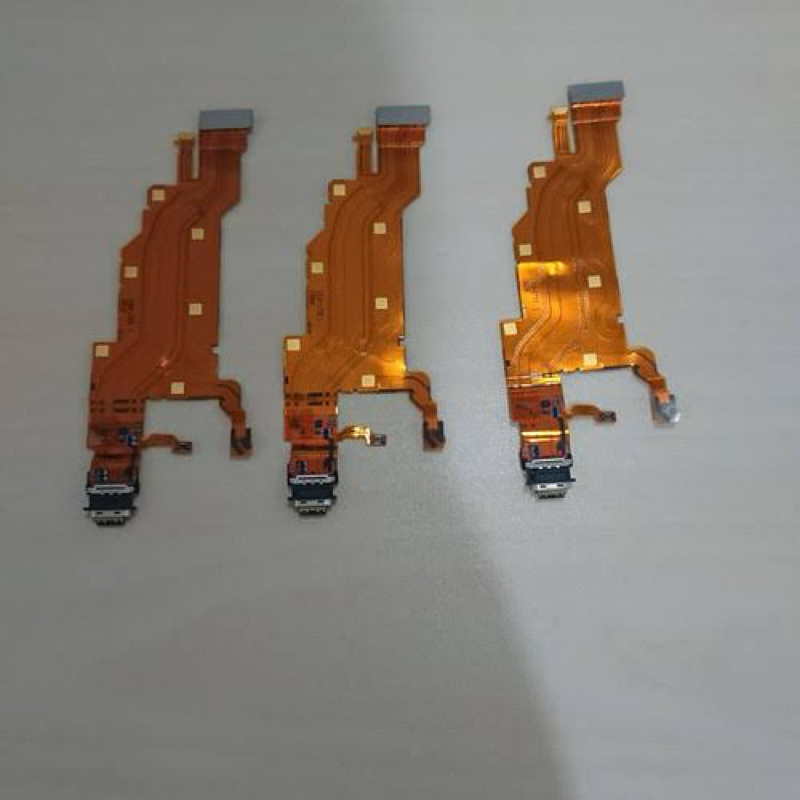 FLEKSIBEL CAS UI CHARGER SONY XPERIA XZ2 PREMIUM