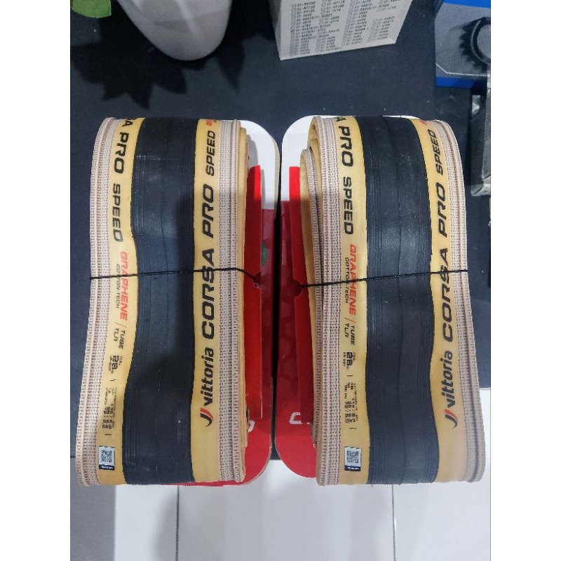 Ban Luar ROADBIKE VITTORIA CORSA PRO SPEED 700X26 700X28 TUBE/TLR BRAND NEW IN BOX