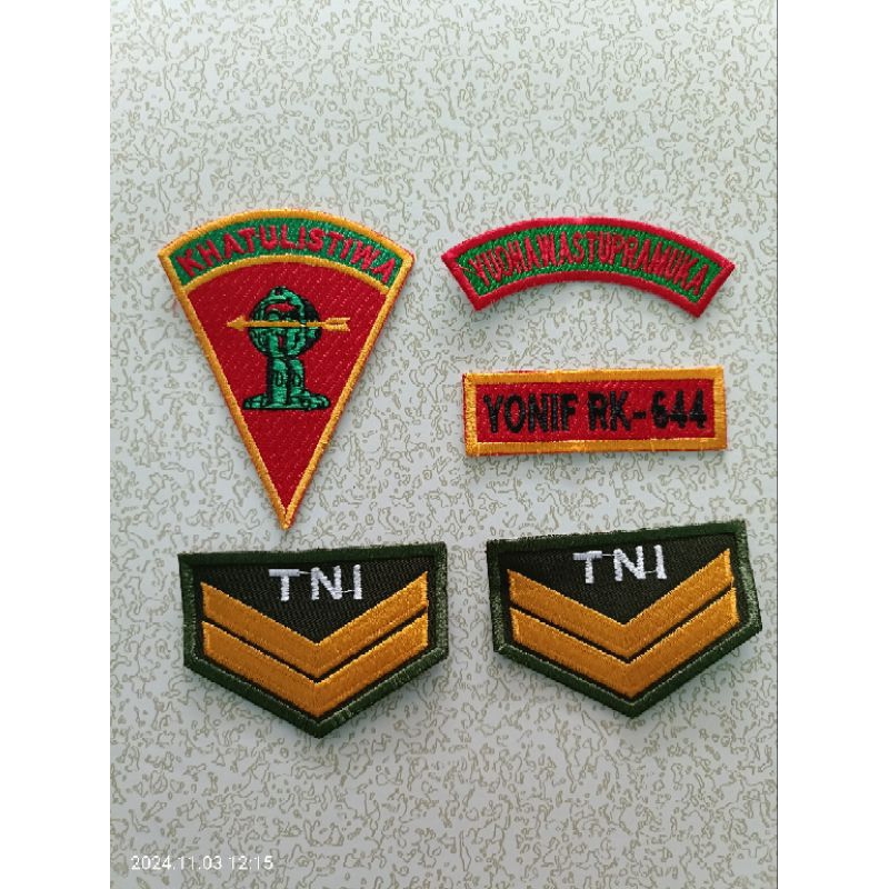 atribut pdh TNI AD yonif-644