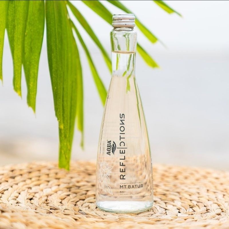 

AQUA REFLECTION MINERAL WATER 380 ml X 12 botol ( 1 dus)