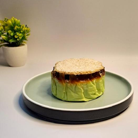 

[Bask__id] Coconut Pandan Basque Burnt Cheesecake Diameter 10 cm | Burnt Cheesecake | Coconut Pandan