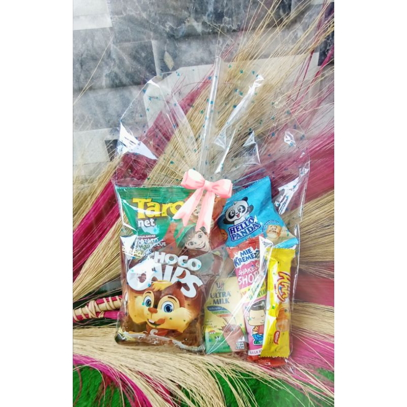 

BINGKISAN / HAMPERS / SOUVENIR ULANG TAHUN ANAK MOTIF KIPAS A1