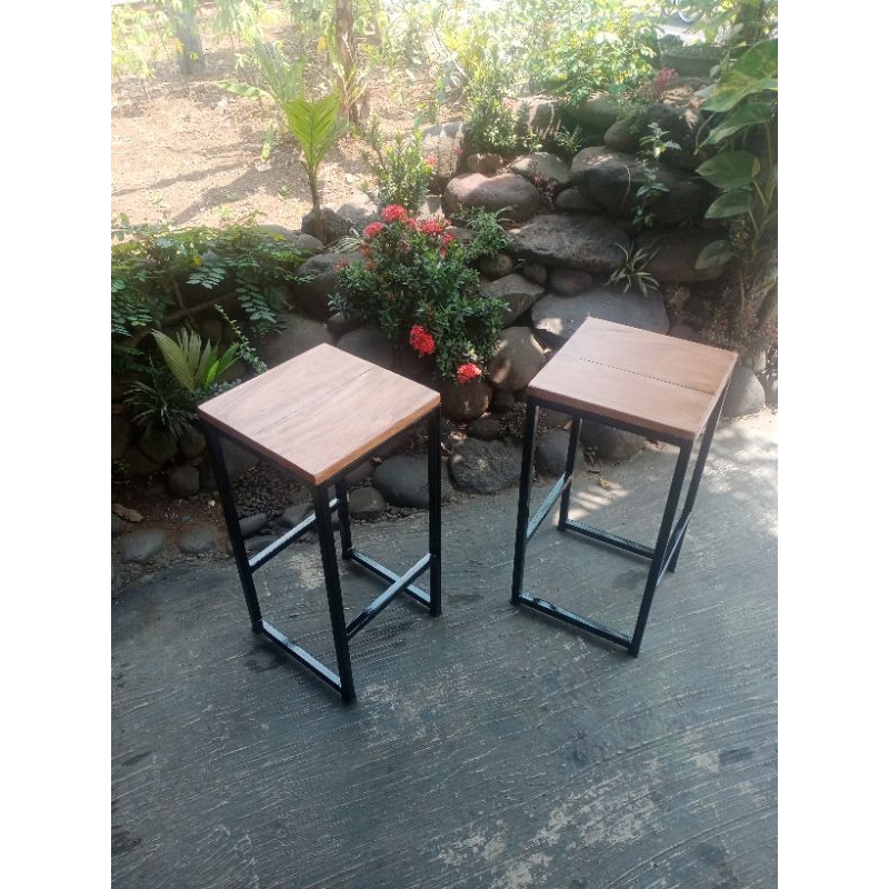Kursi Bar/ Kursi Cafe / Kursi Counter / Bangku Cafe / Bangku Bar Besi Holo Tinggi 60 Cm Bengkel Indu