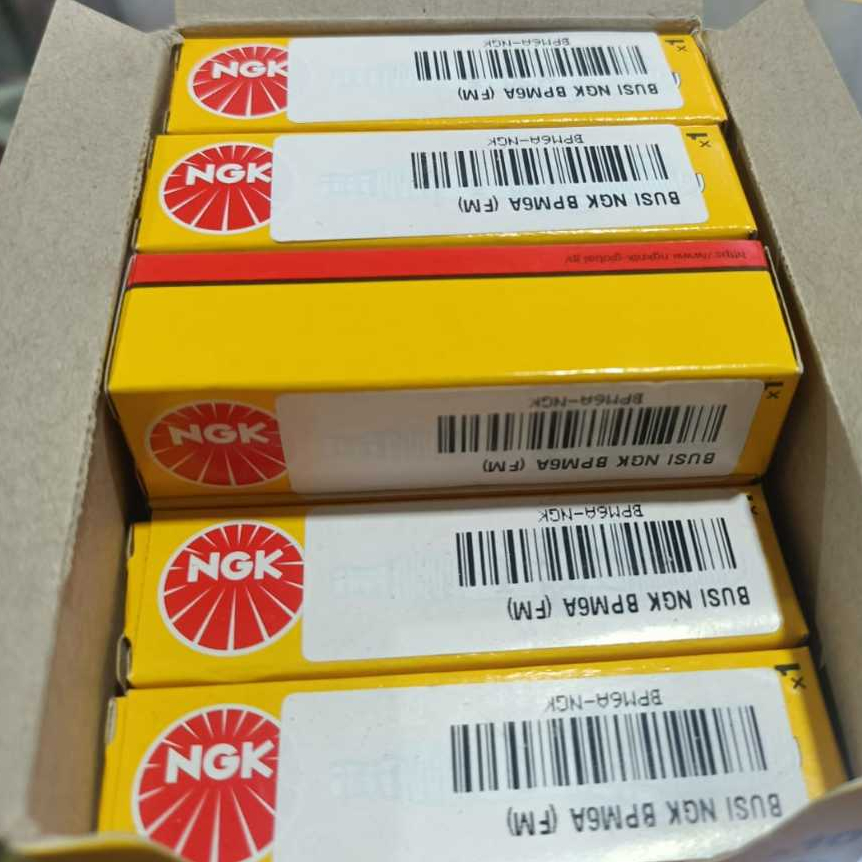 SPARK PLUG BUSI NGK BPM6A