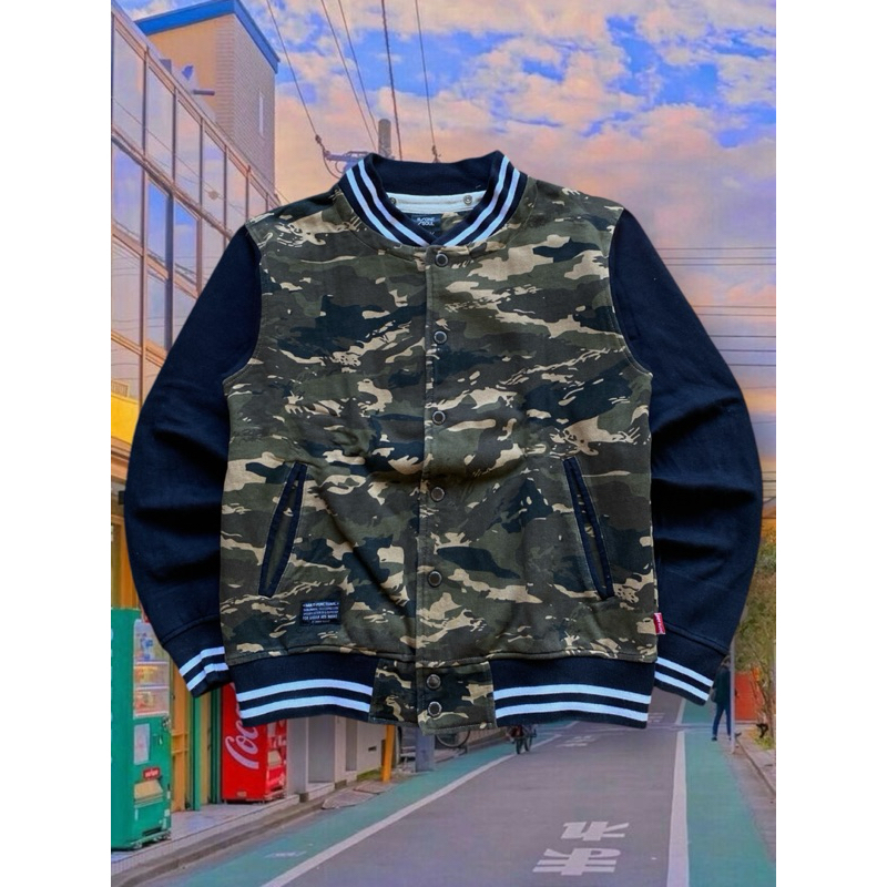 Varsity B One Soul Camo Original