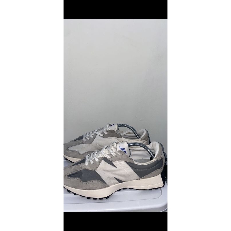 NB 327 GREY WHITE