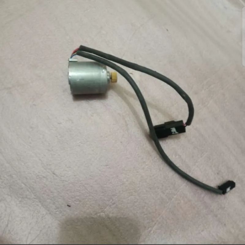 dinamo motor blower belakang calya sigra asli