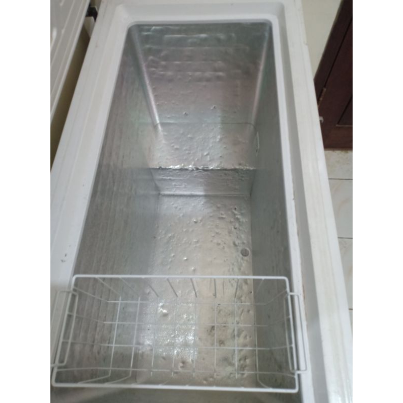 Freezer RSA CF-310 Bekas