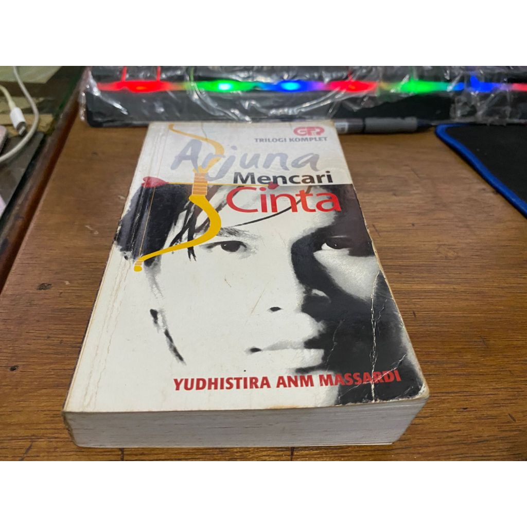 Trilogi komplet arjuna mencari cinta