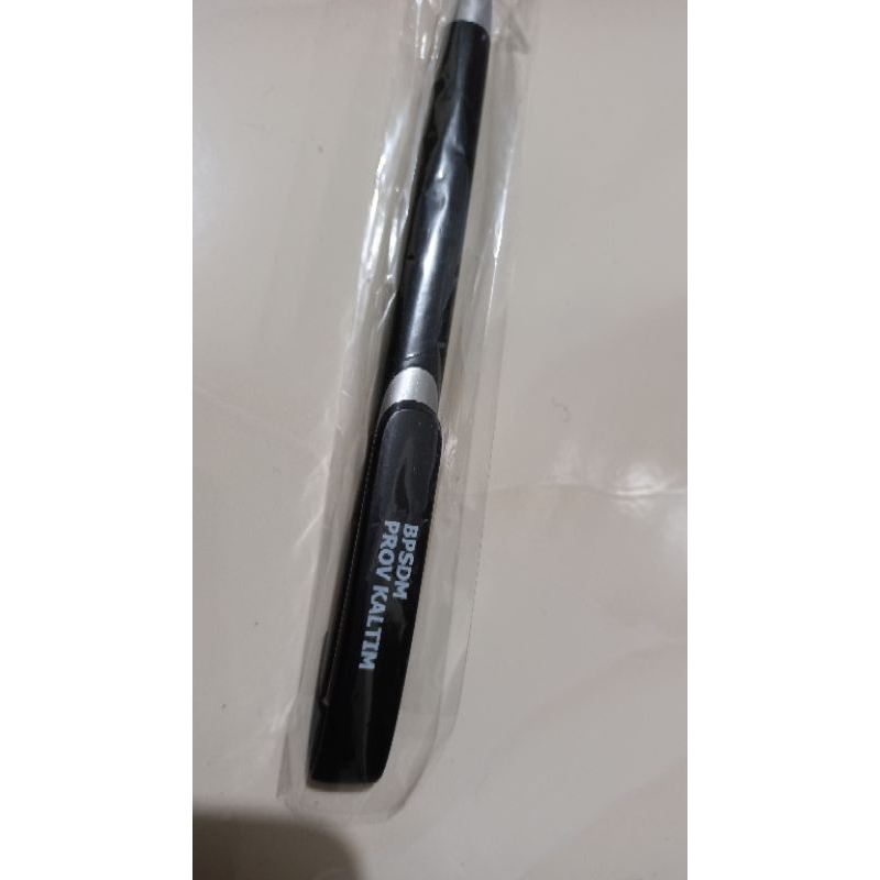 

pulpen custom cetek sablon satu warna