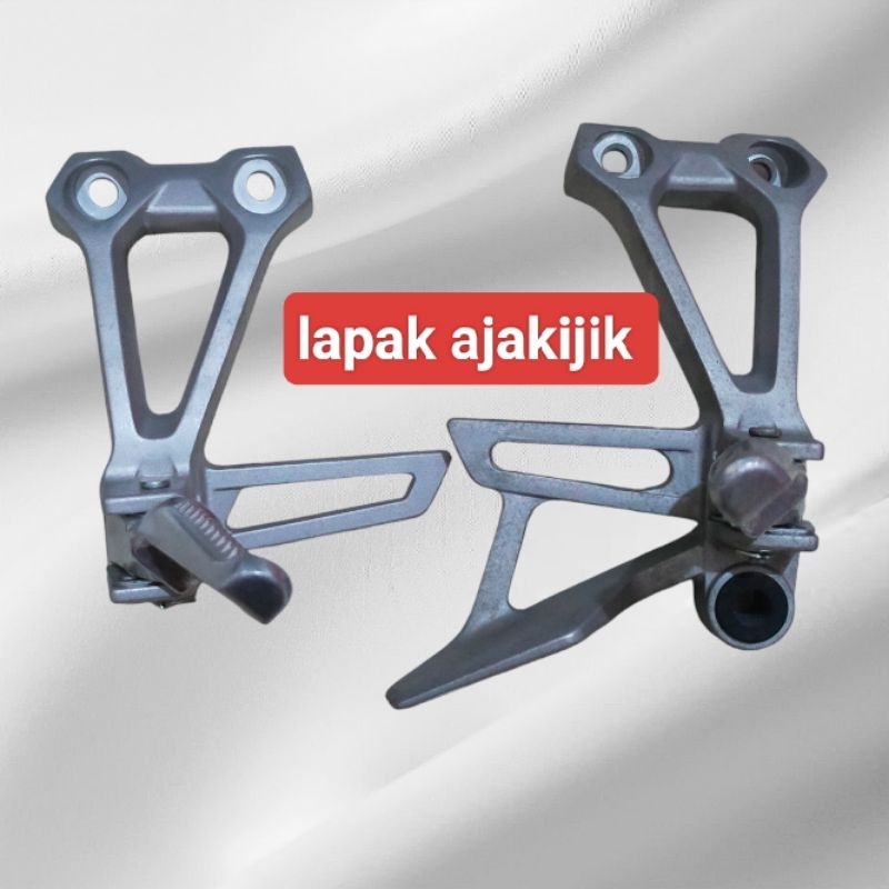 footstep belakang pijakan kaki belakang Supra gtr 150 Sonic 150 original