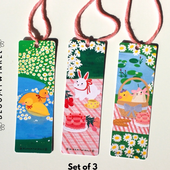 

Boom Bloomtwinkle Aesthetic Bookmark Set of 3 Pembatas Penanda Buku isi 3