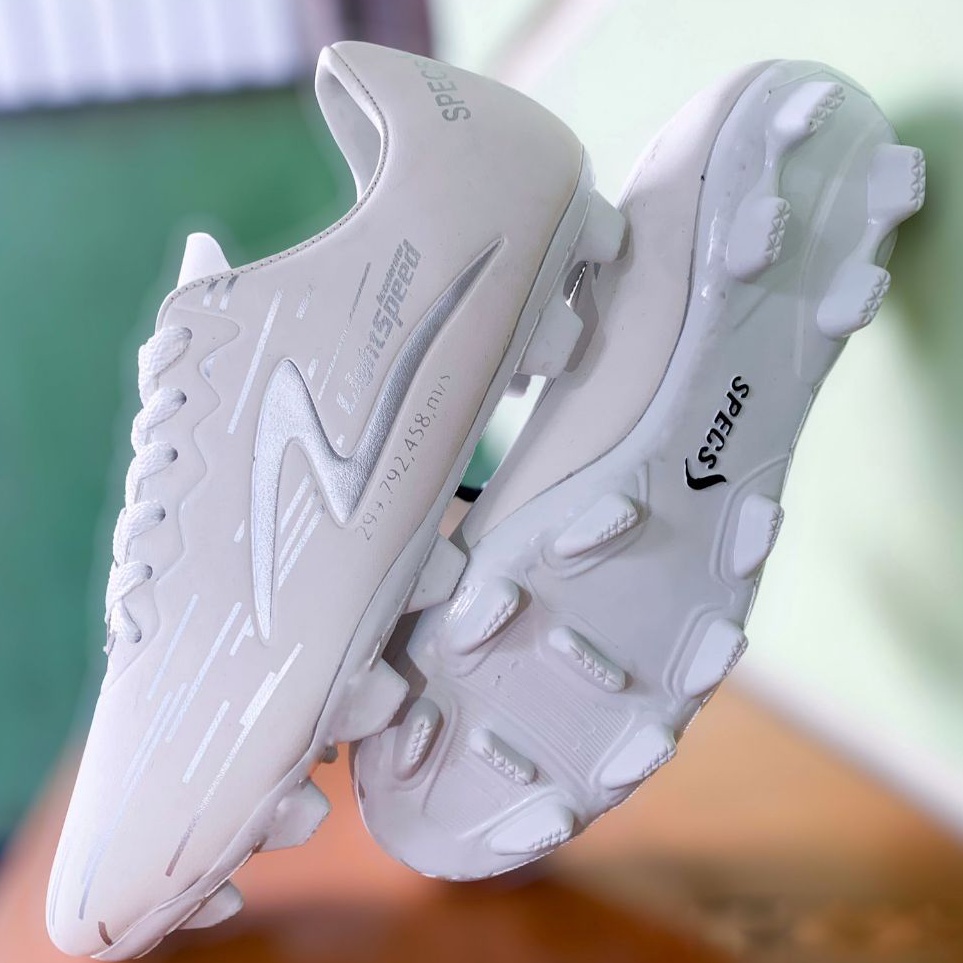 Grosir Bermutu sepatu bola specs lightspeed reborn  sepatu bola specs reborn